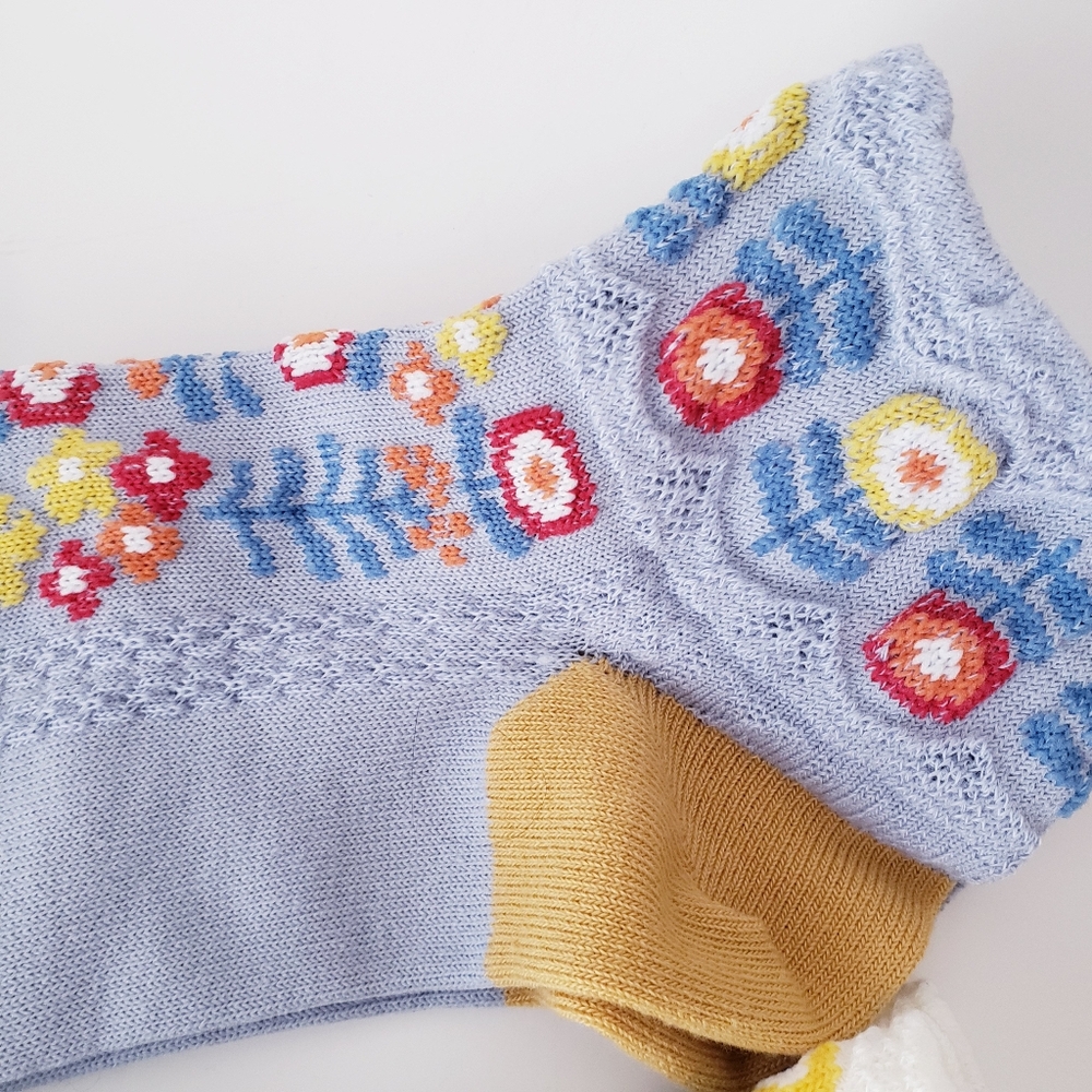 Floral Print Spring Socks - Picture 5 of 12